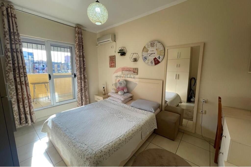 Apartament - Për Shitje - Ish Tregu Elektrik, Tiranë(ID: 530551001-142)