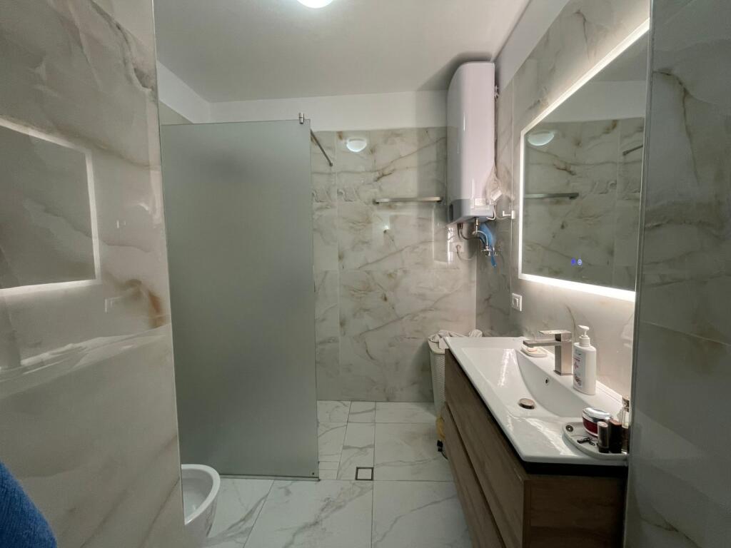 Apartment 2+1 for sale at Kodra e Diellit.