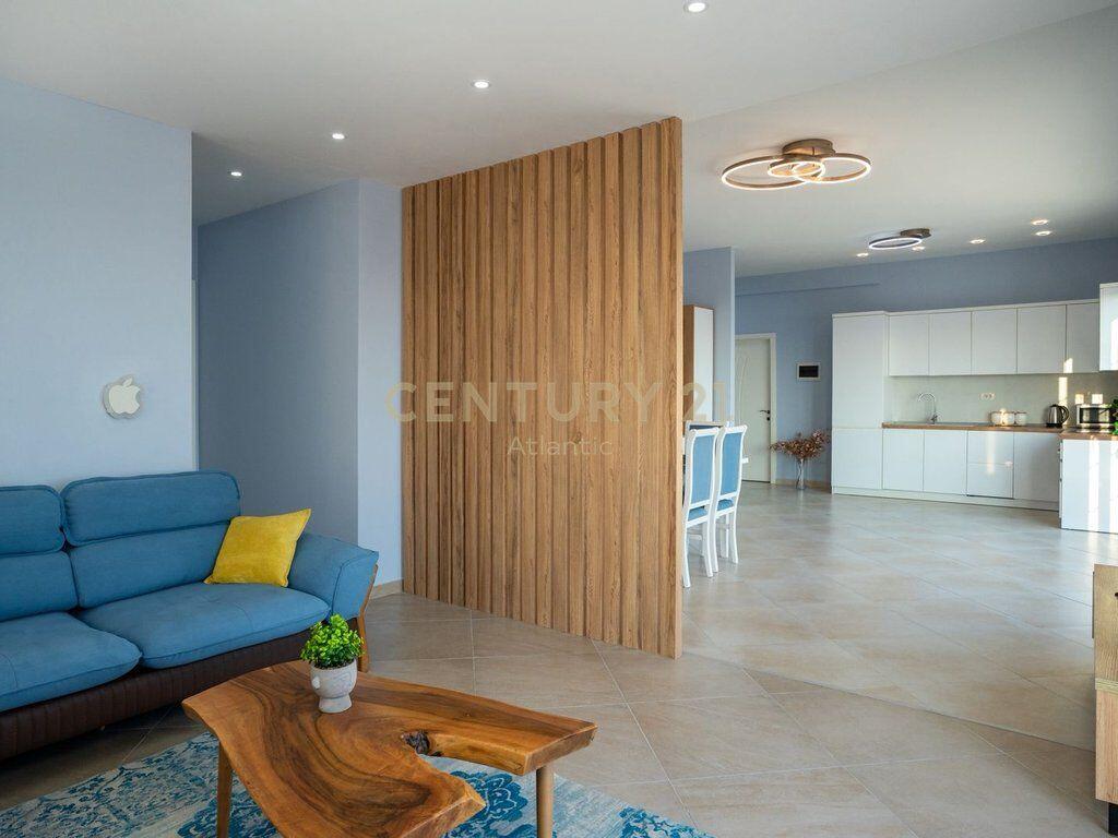 APARTMENT 3+1+2T WITH VERANDA 160 m² – BEACH, DURRES