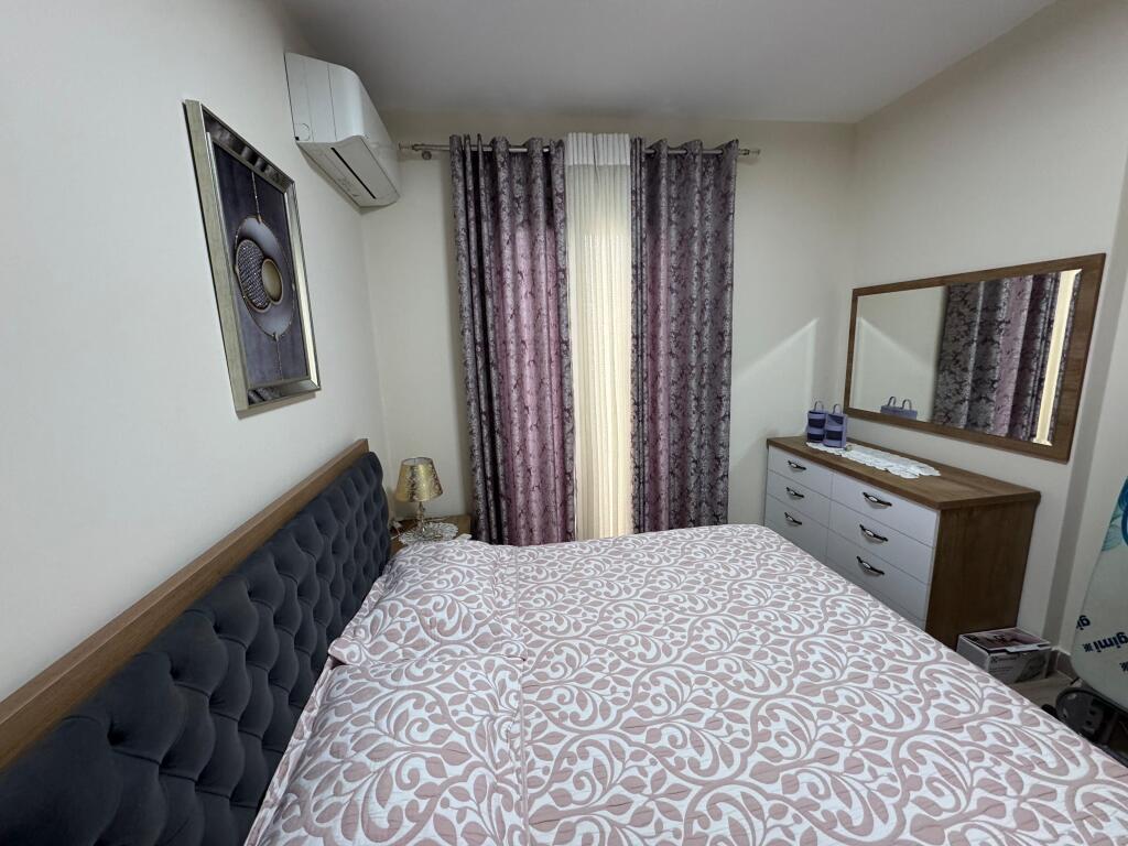 Apartament 1+1 me qira tek 21 dhjetori