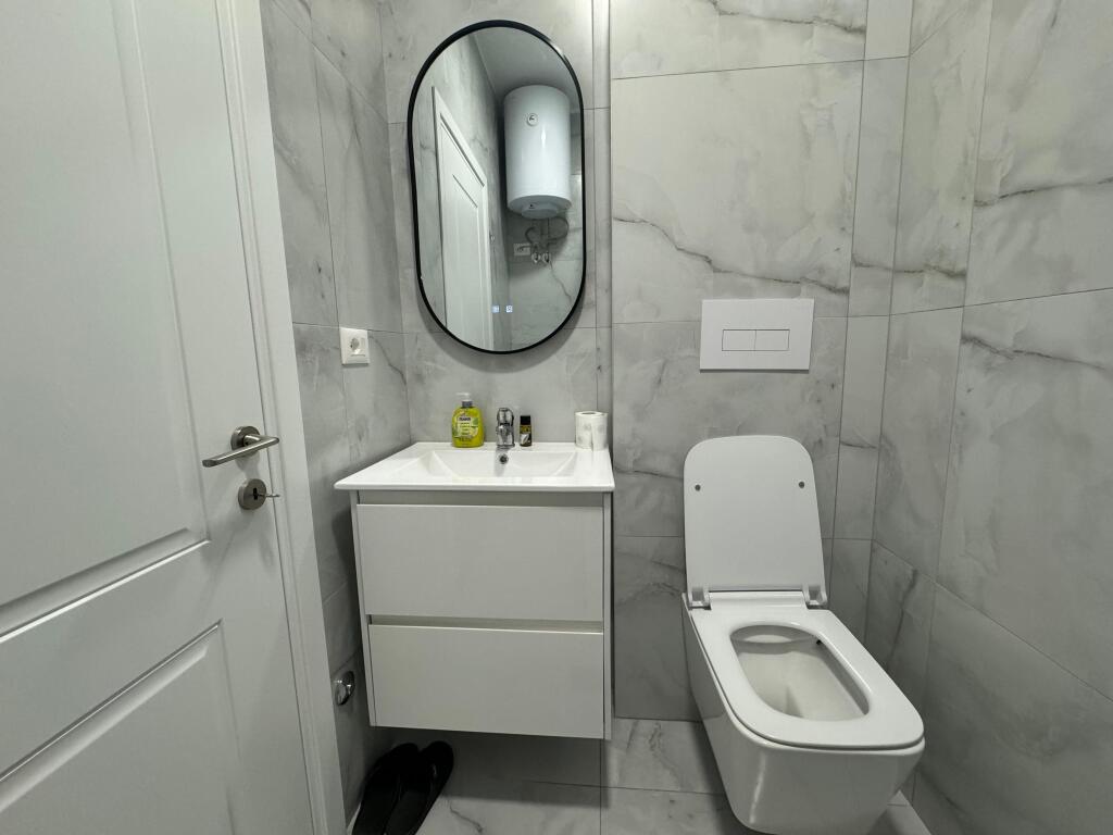 📣 QERA SUPER Apartament 1+1 Me Parking 📍 River Residence 🛣️ Rruga "Nexho Konomi" ✨