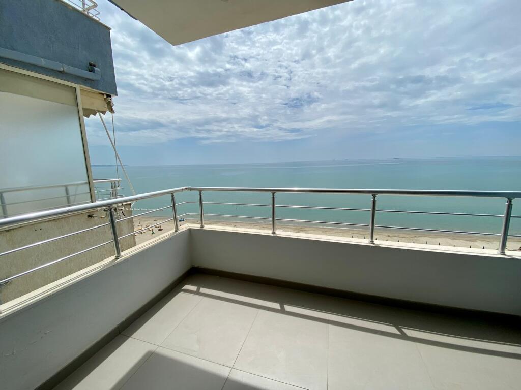 Shitet super Apartament vije e pare me detin te shkembi kavajes