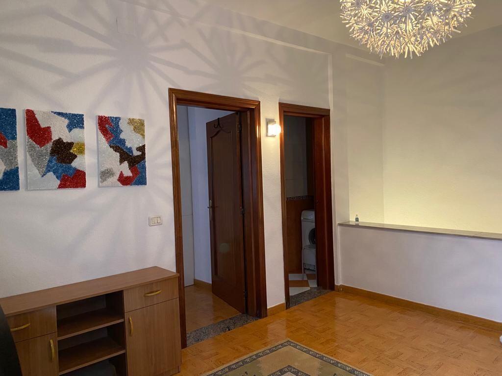 🏡Jepet me qera Apartament Dublex 4+1+2  📍Adresa : 21 Dhjetori Afer Mondjalit