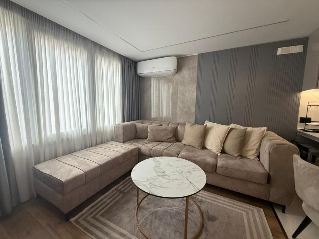 📌 Duplex Moderno in Affitto – Lago Secco