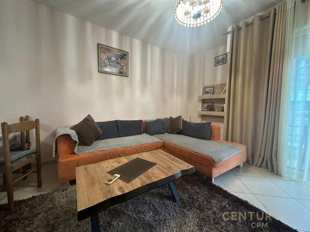 APARTAMENT 2+1+2 PRANË PAZARIT TË RI!