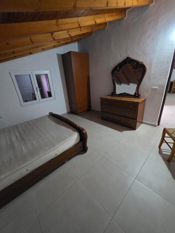 For rent third floor of a private house 3+1 in neighborhood 17