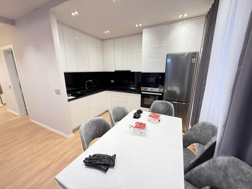 📣 QERA Super Apartament 2+1+2 tualete 📍Liqeni i thate ,Kompleksi Fz