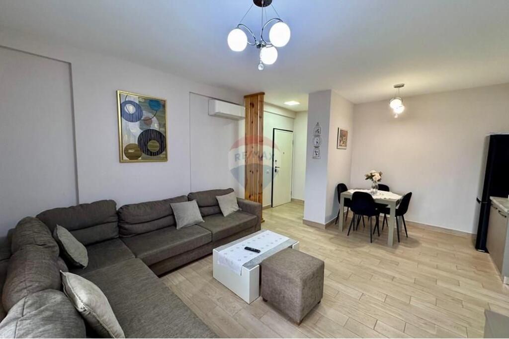 Apartament 1+1 me qira tek Mondiali!