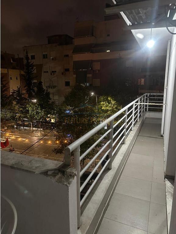 Rent, Apartment 2+1, Commune of Paris, Tirana