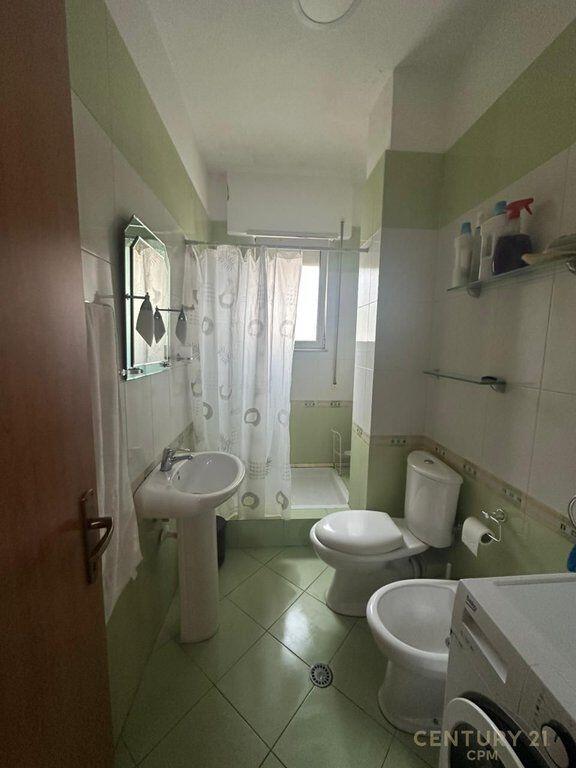 APARTAMENT 2+1+2 PRANË PAZARIT TË RI!