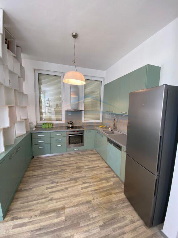 Affitto, Appartamento 3+1, Residenza ‘Kodra e Diellit 1’, Tirana.
