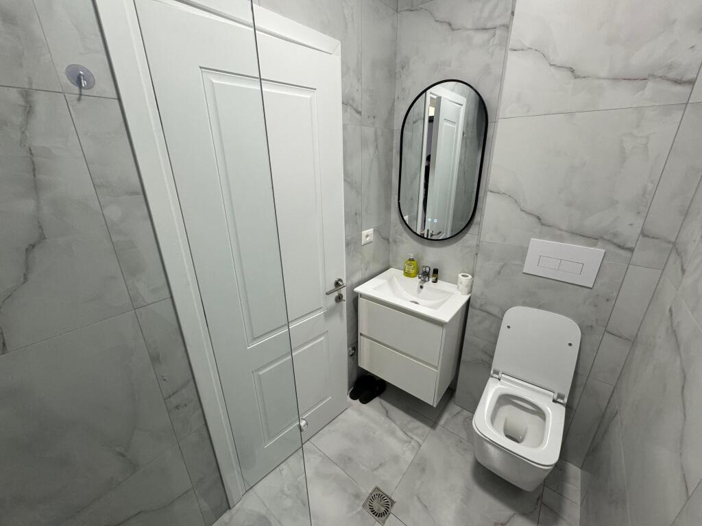 📣 QERA SUPER Apartament 1+1 Me Parking 📍 River Residence 🛣️ Rruga "Nexho Konomi" ✨