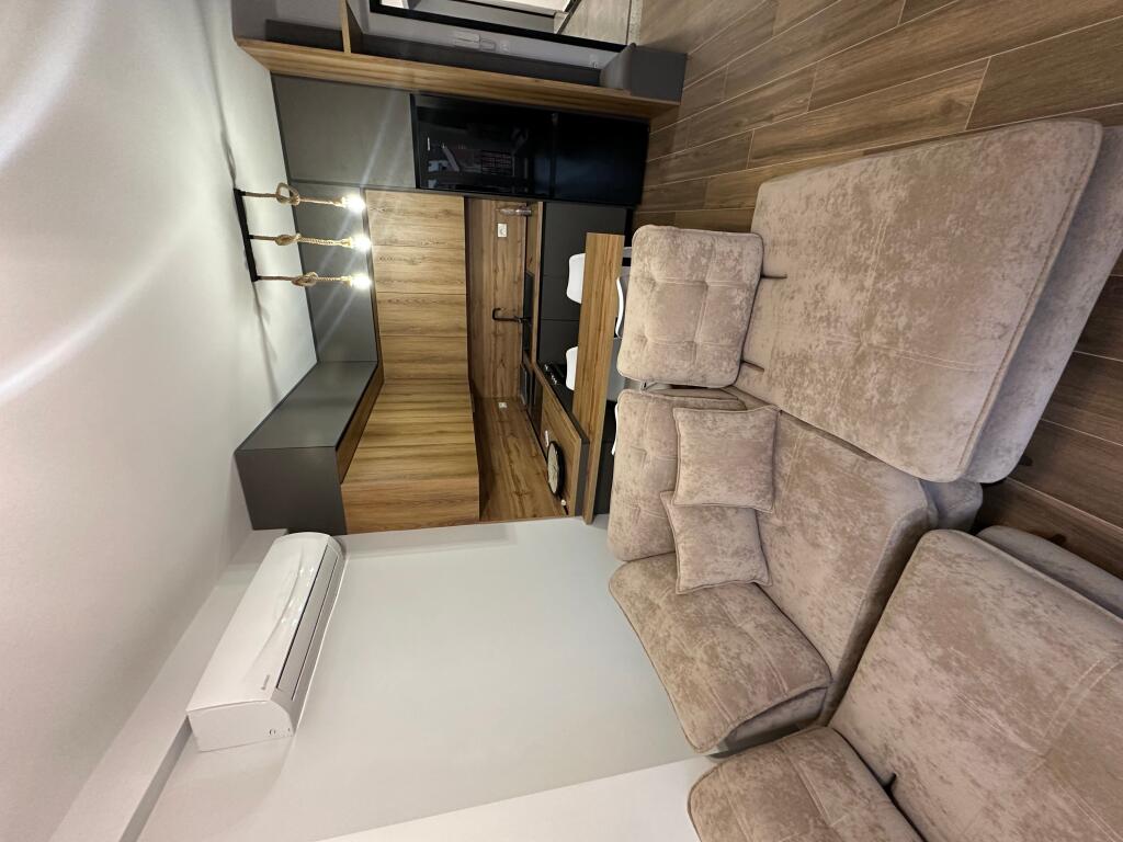 Modern 1+1 apartment for rent near the Red School