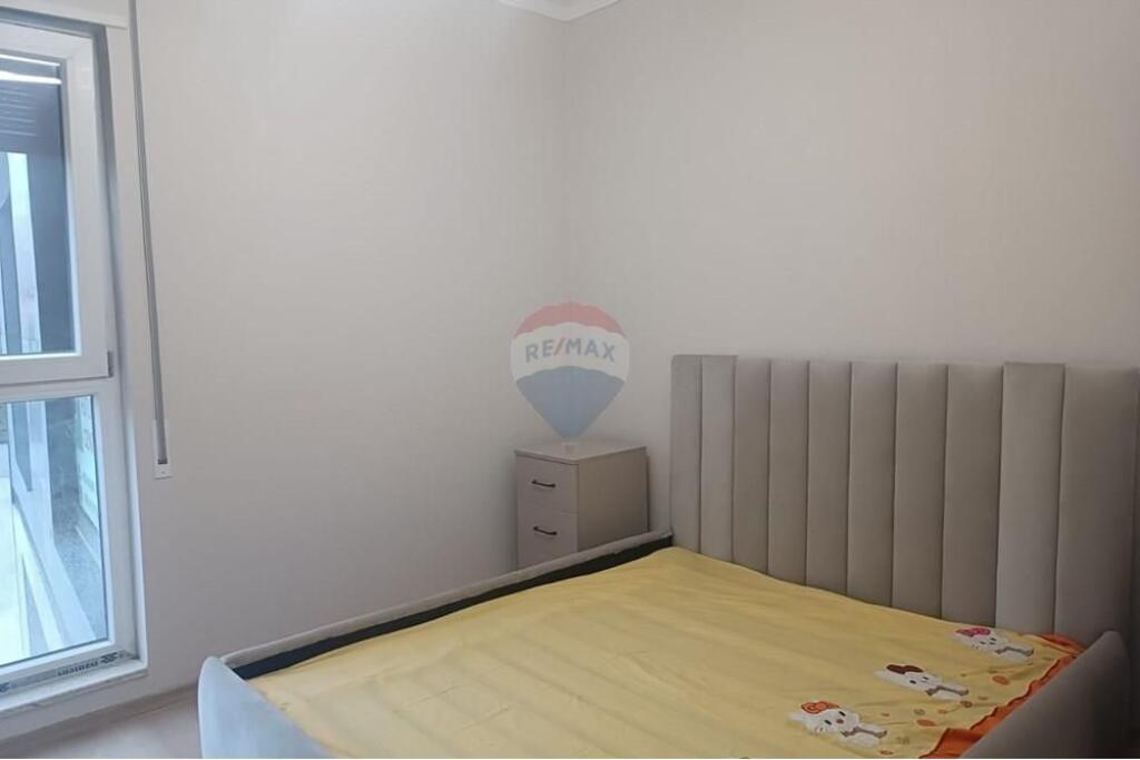Apartament - Për Shitje - Rruga Jordan Misja, Tiranë