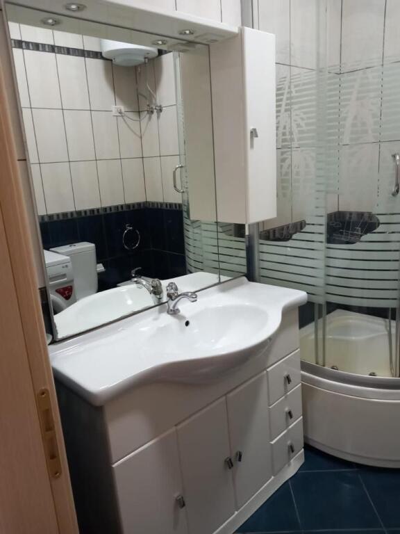 📣Apartament me Qira – 2+1 📍 Tek Hilton Hotel, pranë Credins Bank