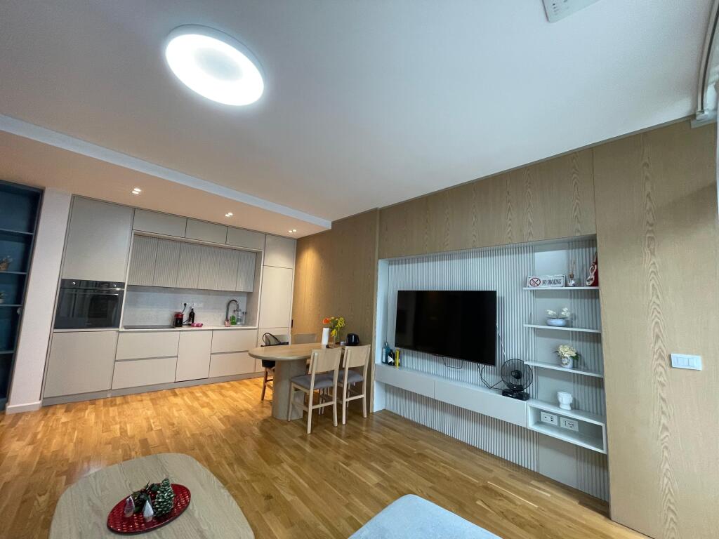 Apartament 1+1 për Qera, Lake View Residence, Liqeni Artificial, Tiranë.