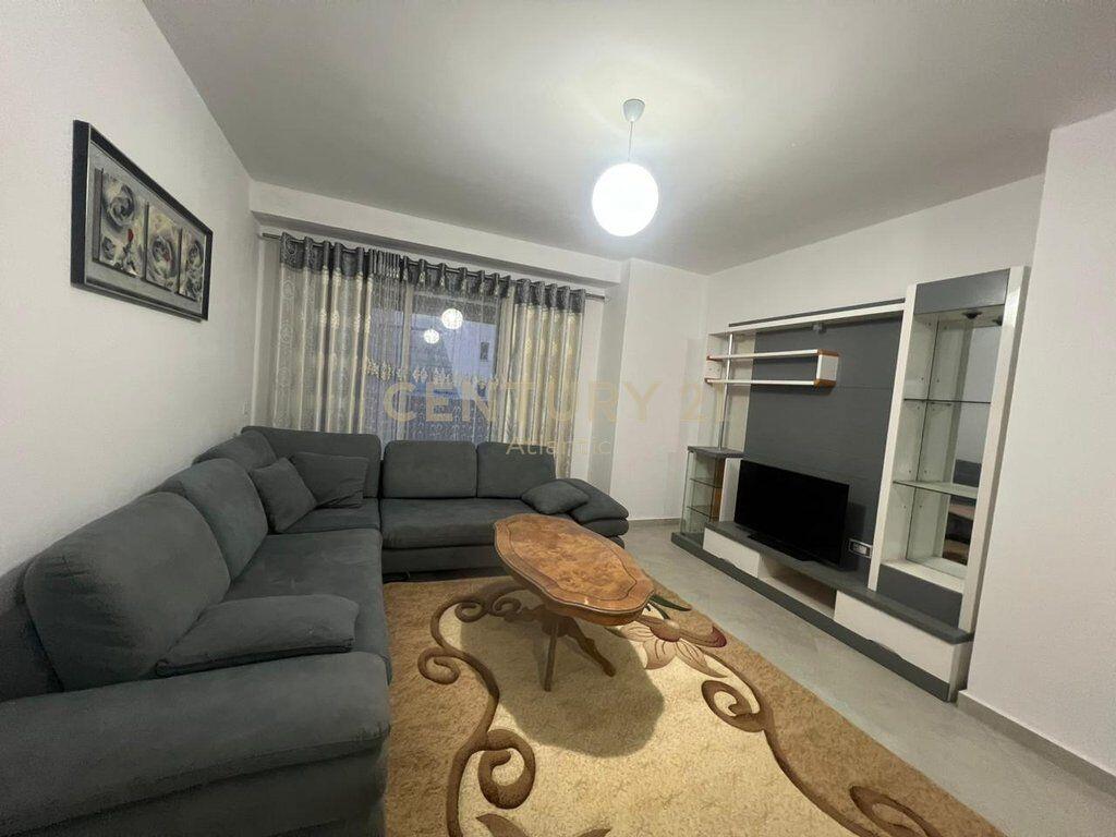 FOR RENT APARTMENT 2+1+2 FORMER DISTRICT IN DURRES !