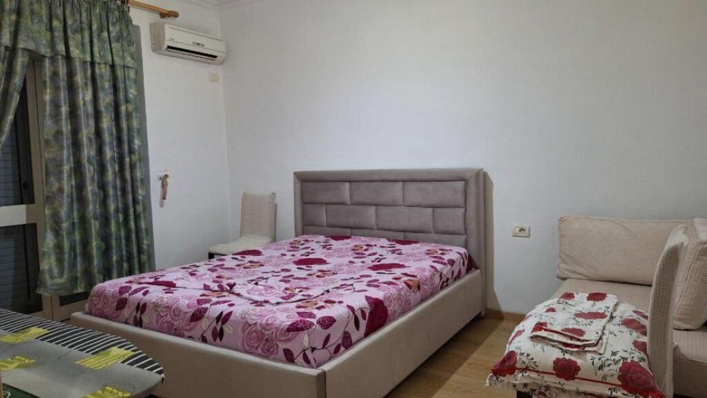 📌Jepet me qira apartament 2+1+ballkon 📍 tek Rruga e Durresit!