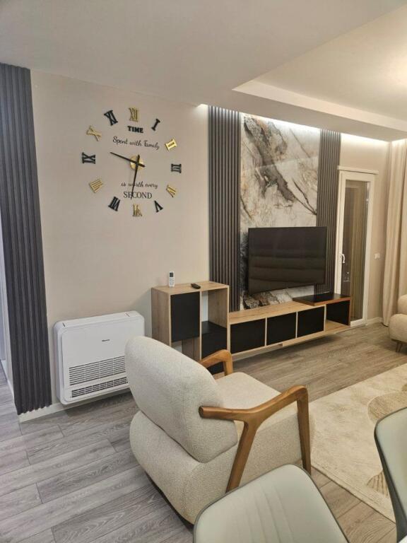 APARTAMENT ME QERA 2+1 LAPRAKE 700 EURO