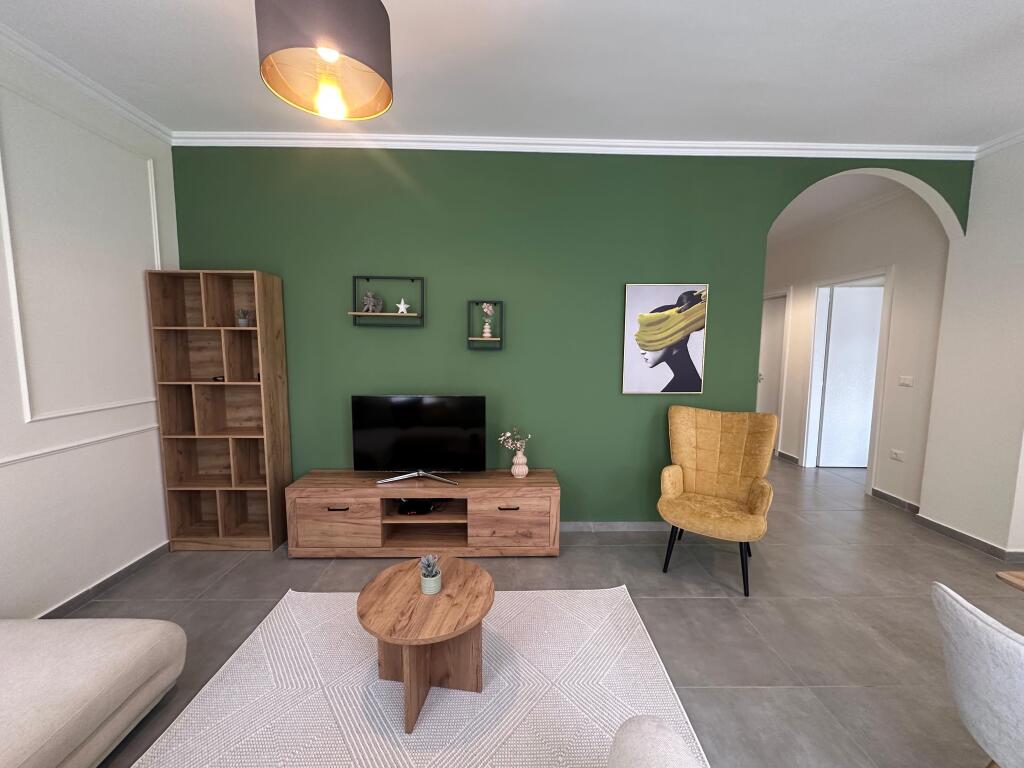📢 Jepet me qira apartament 1+1 Me Parkim 📍 Rezidenca Avid – Rruga Jordan Misja💶 Çmimi: 65,000 lekë / muaj