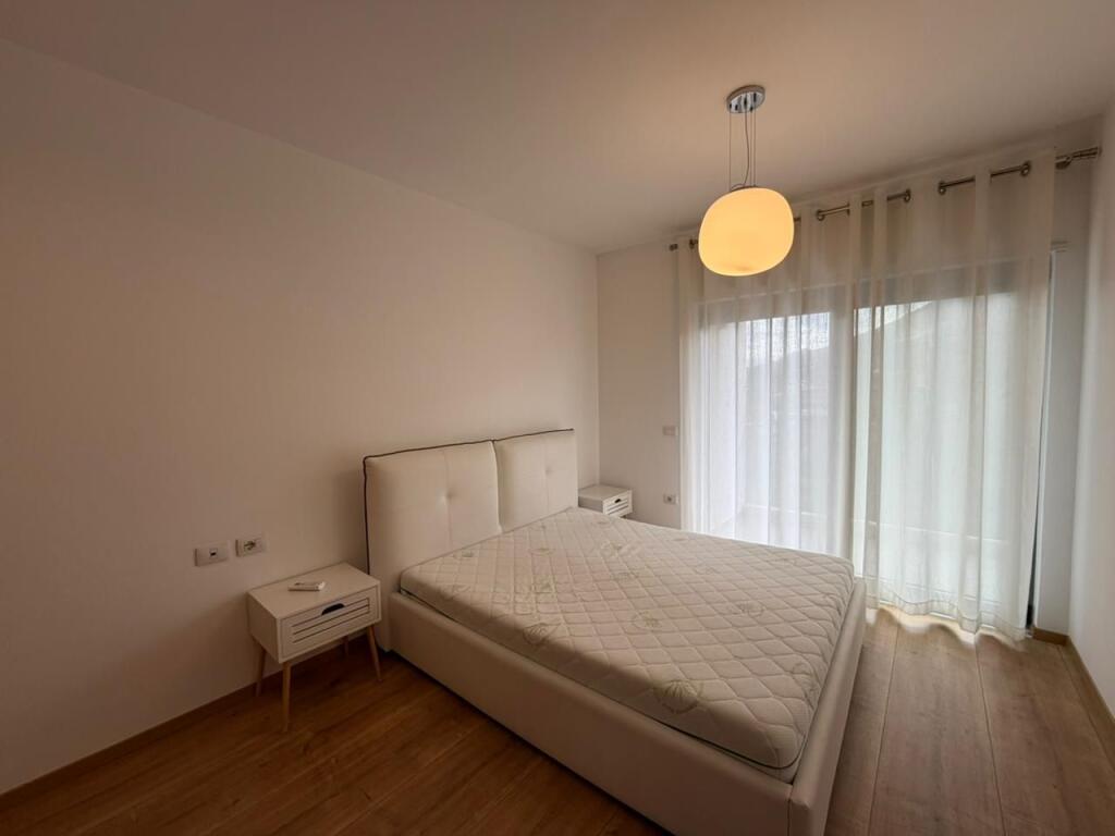 Vile 2-kateshe per qira tek Residenca Olive Grove prane TEG.