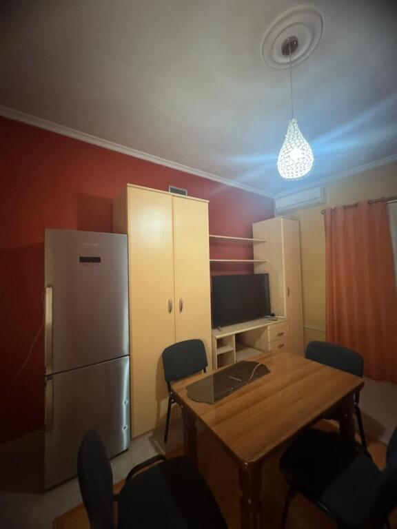 📌Affittasi appartamento 1+1 📍 vicino alla Scuola Marin Barleti!