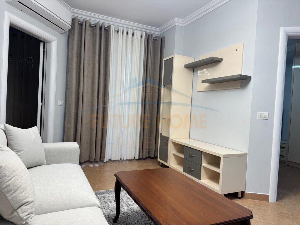 Affitto, Appartamento 2+1, Via Kavaja, Tirana