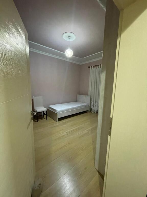 APARTAMENT ME QERA 2+1 RRUGA E DURRESIT 600 EURO