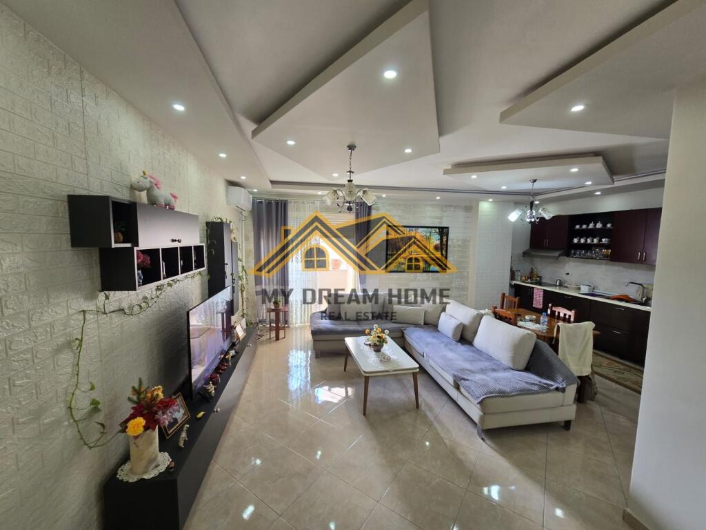 SHITET, APARTAMENT 2+1+2 , DURRES, ISH URT