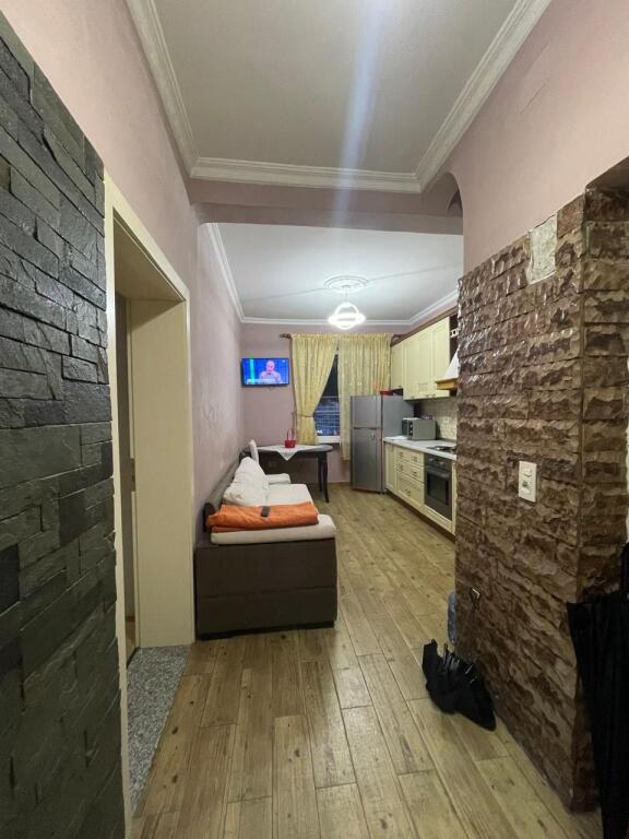Appartamento 2+1 in affitto in via Durres