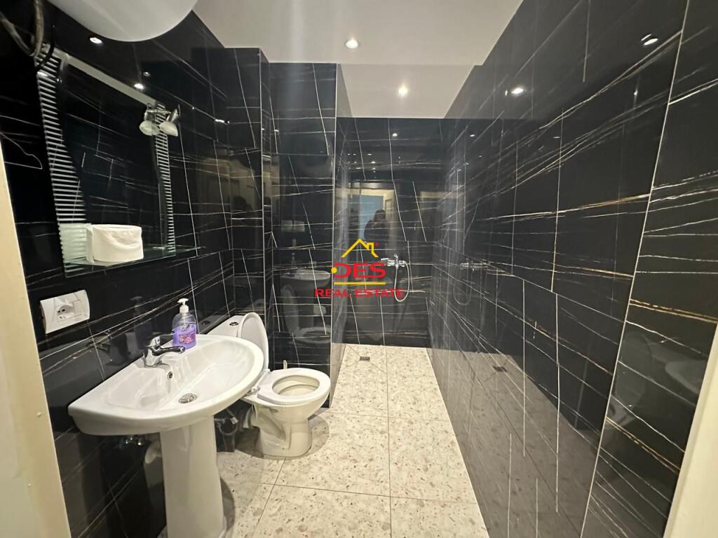 VENDESI APPARTAMENTO 1+1 A SARANDA