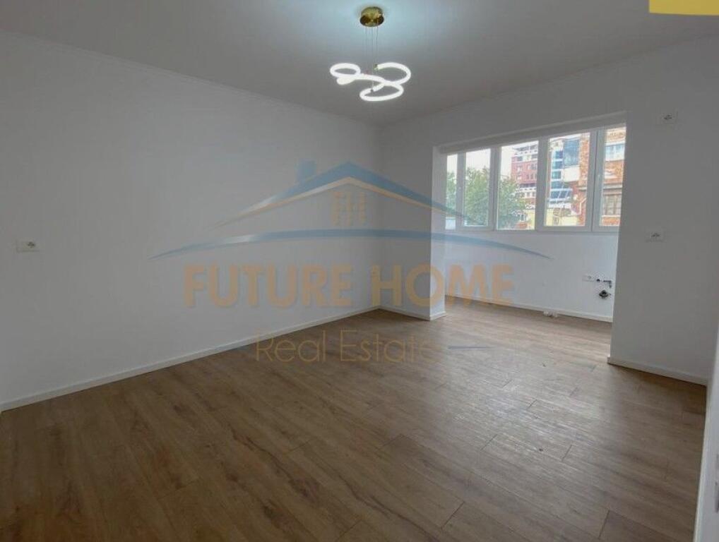 For sale, Apartment 2+1, 21 December (near Polyclinic no. 9)