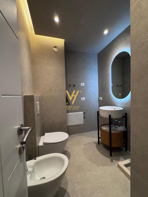 FOR SALE APARTMENT 2+1+2+BLK AT PARIS COMMUNE 275,000 EURO