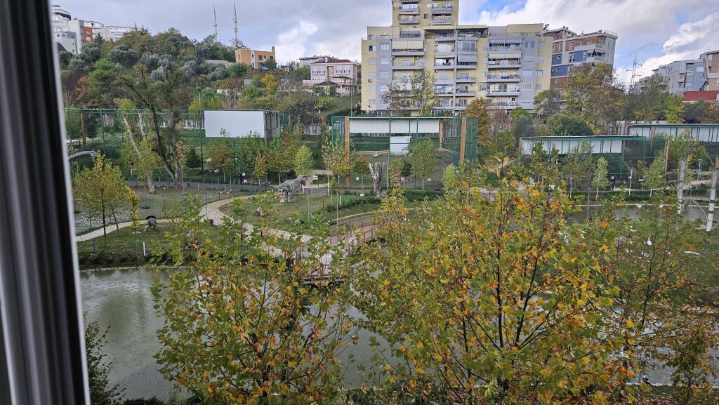 2+1 Apartment for rent near the Zoo!
