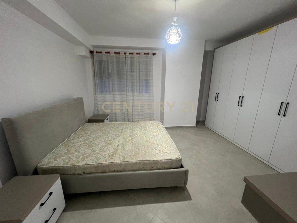 FOR RENT APARTMENT 2+1+2 FORMER DISTRICT IN DURRES !