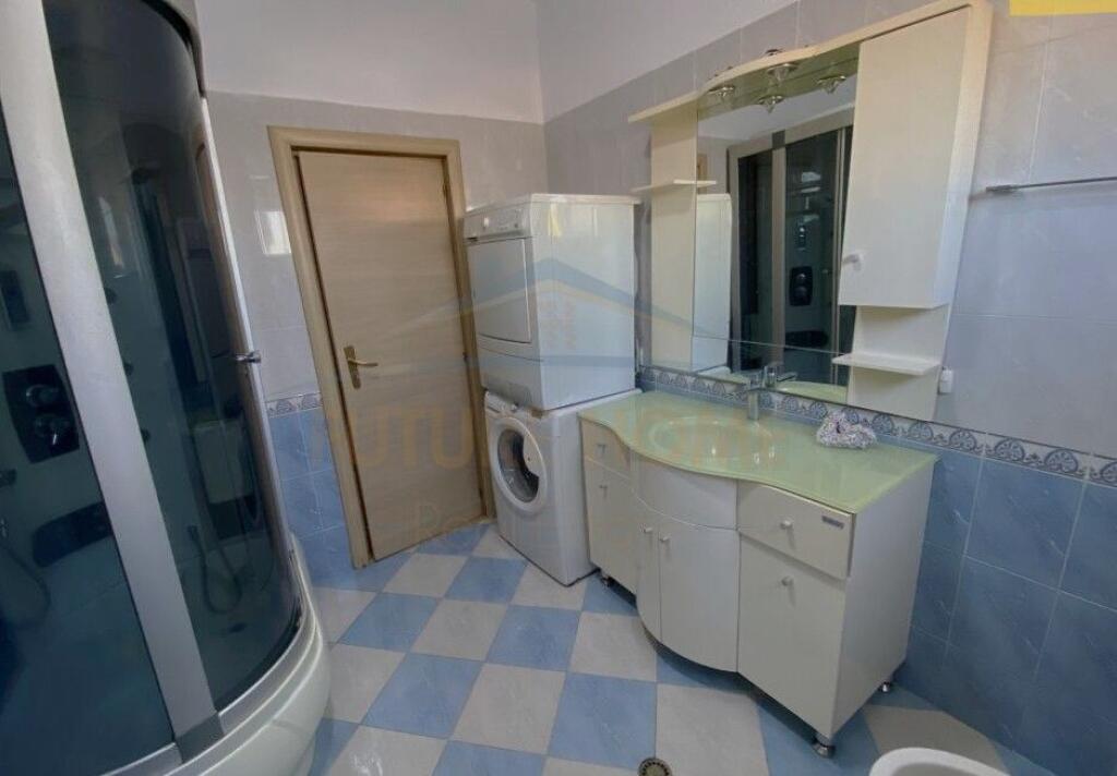 In vendita, Appartamento 2+1, 21 Dhjetori