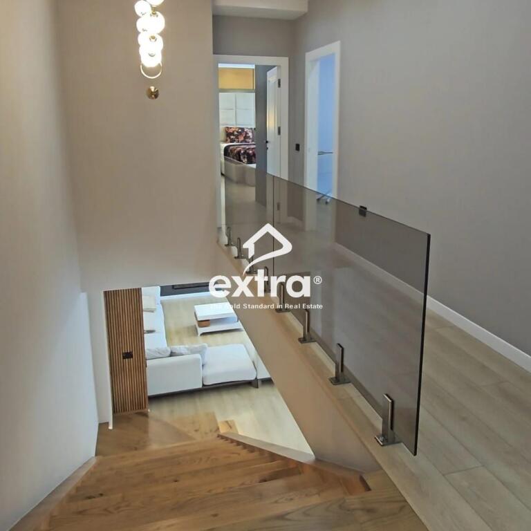 DUPLEX FOR RENT - SQUARE21