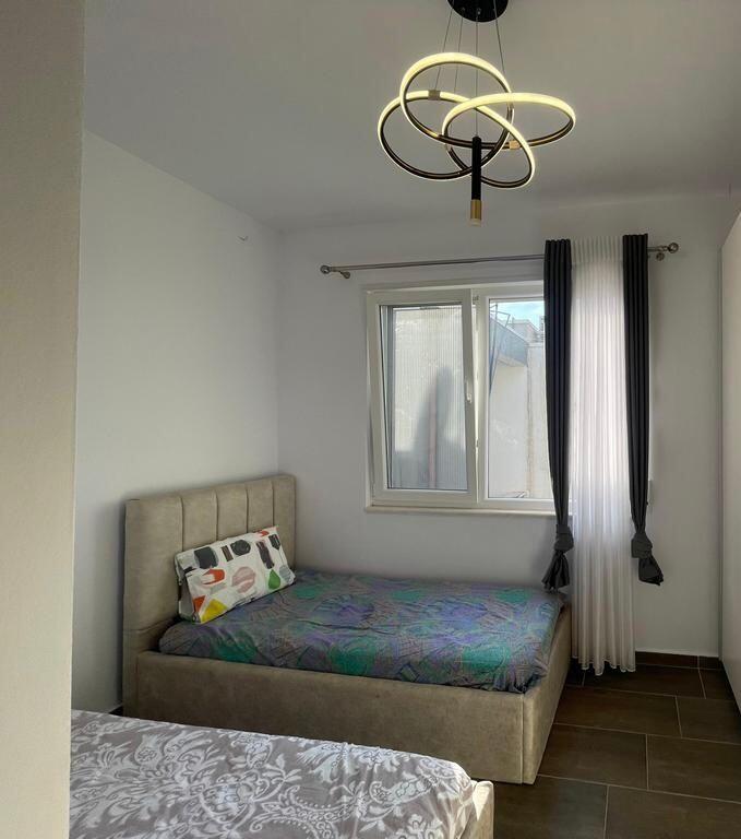APPARTAMENTO 2+1 IN VENDITA A LURA 3 GJIRI I LALZIT!