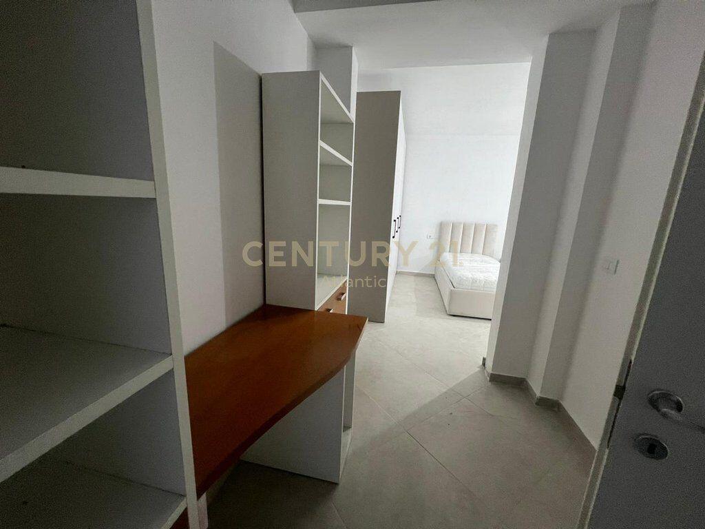 FOR RENT APARTMENT 2+1+2 FORMER DISTRICT IN DURRES !