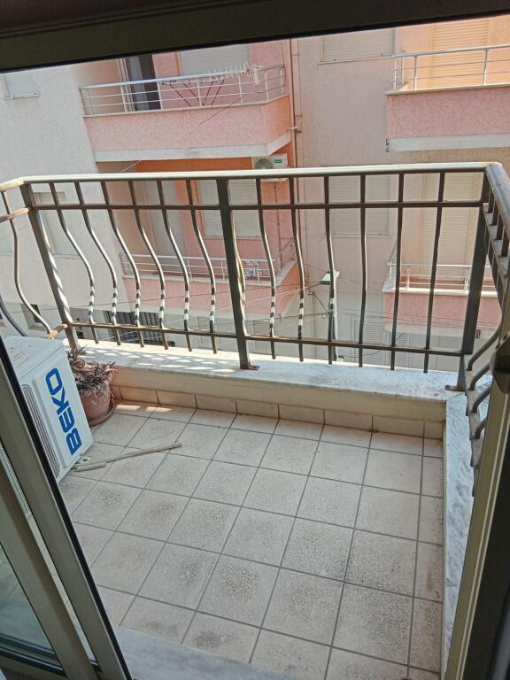 Apartment 1+1 for sale in the Shkëmbi area of Kavaja.