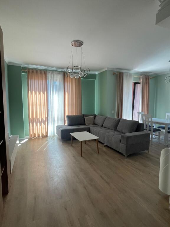 📍Appartamento 2+1 +2 + posto auto in affitto –📍 Myslym Shyri, Tirana