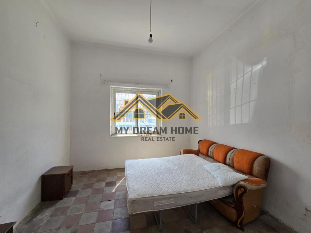 VENDESI APPARTAMENTO 3+1 PRESSO EFTALI KOCI DURRES!
