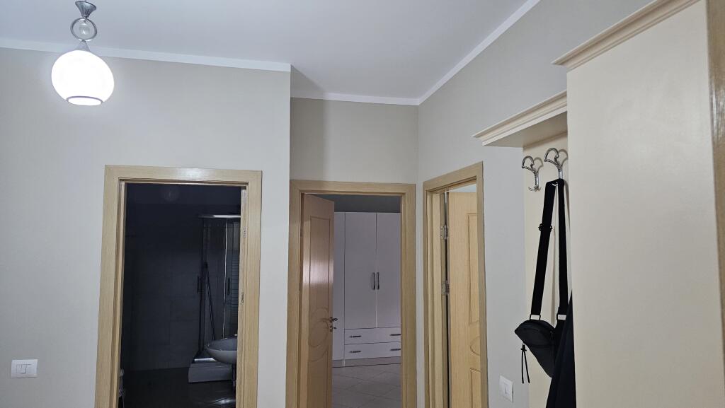 2+1 Apartment for rent near the Zoo!
