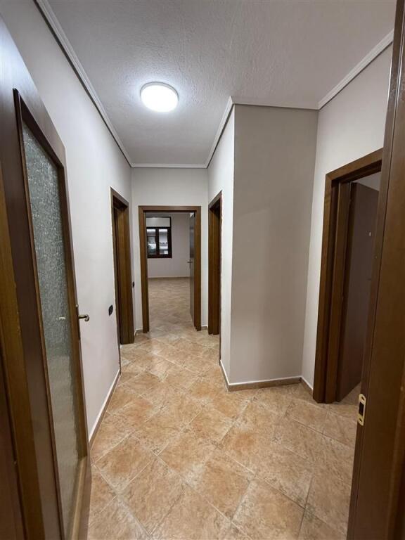 UFFICIO IN AFFITTO 165 M2 COMUNE DI PARIGI 1.200 EURO