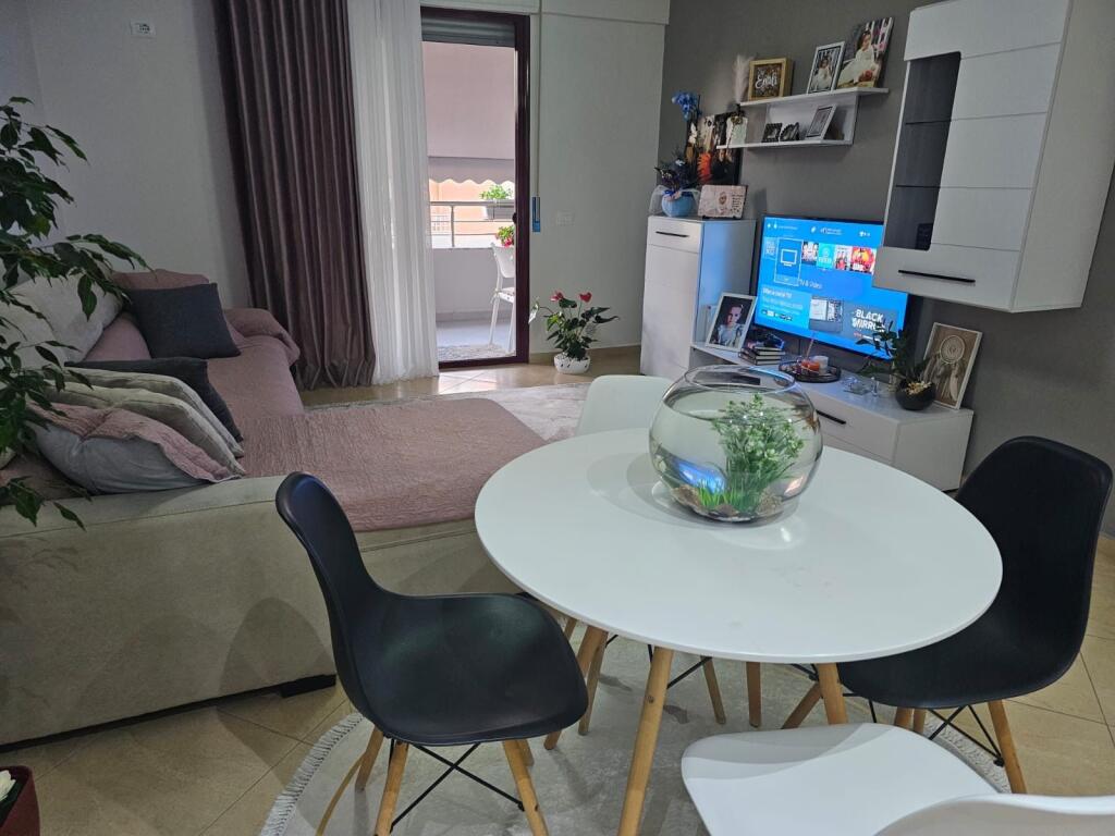 Apartment 1+1 for long term rent beginning of Lungomare Vlore