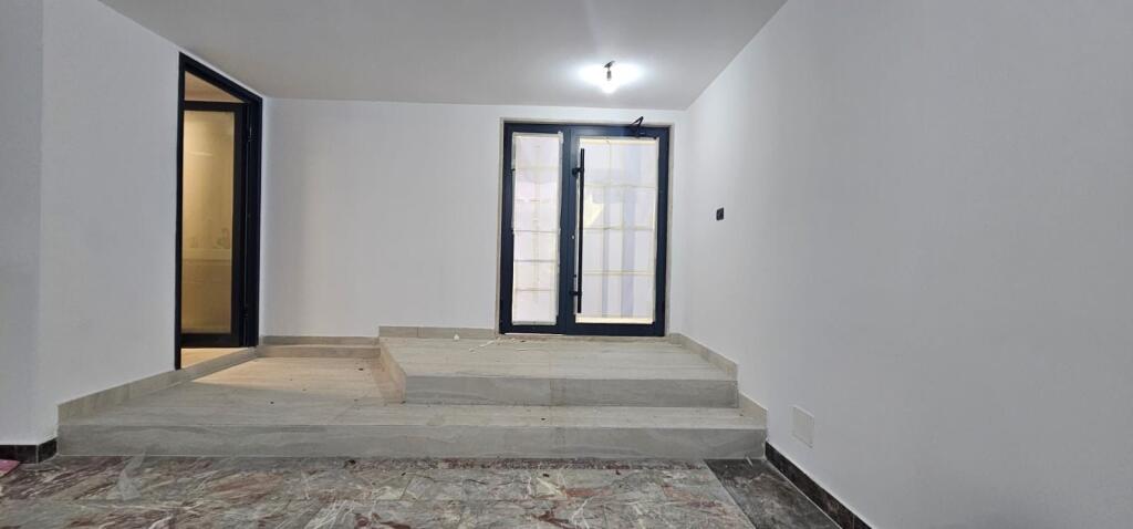 Premises for rent in Bllok