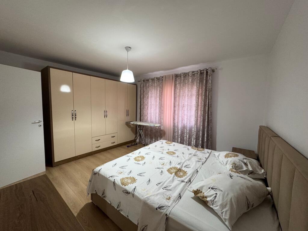 Affitto appartamento 1+1, Vicino alla scuola Osman Muderizi 45000 lek