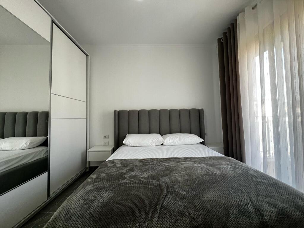 full sea view 2+1 apartment for long term rent Vlore