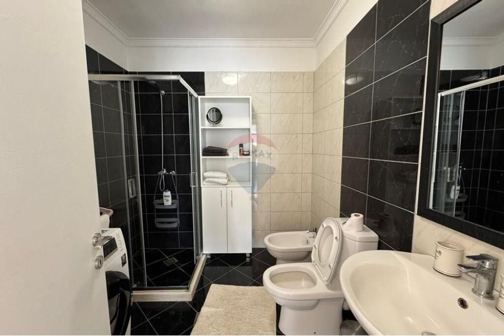 Apartament per qira 2+1+2 tek Astiri