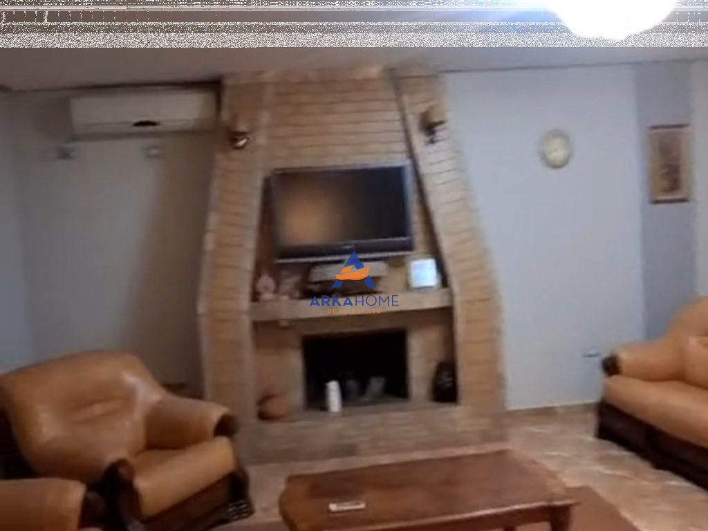 VILLA SUPER IN VENDITA KODRA E PRIFTIT 550.000 EURO